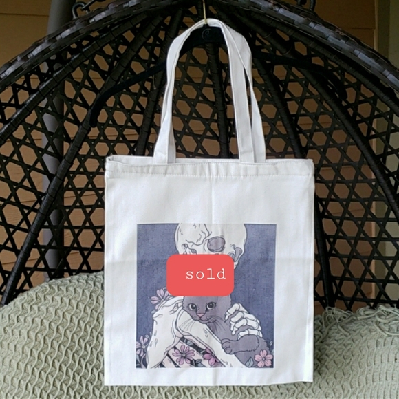 🙀 LAST ONE! Canvas cat and skeleton tote - Picture 2 of 9